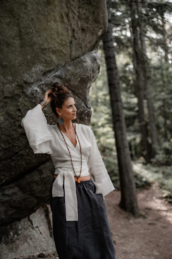 Krótkie Kimono • Len — Biały — zdjęcie 2 z 10