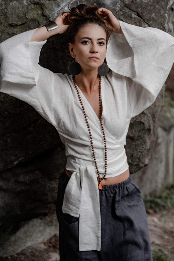 Krótkie Kimono • Len — Biały — zdjęcie 4 z 10