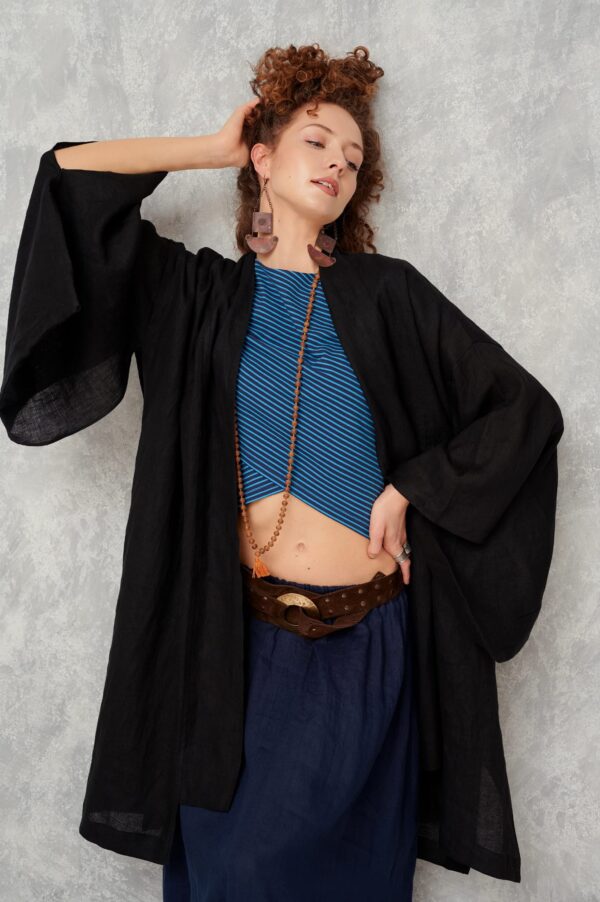Długie Kimono • Len — Czarny — zdjęcie 2 z 10